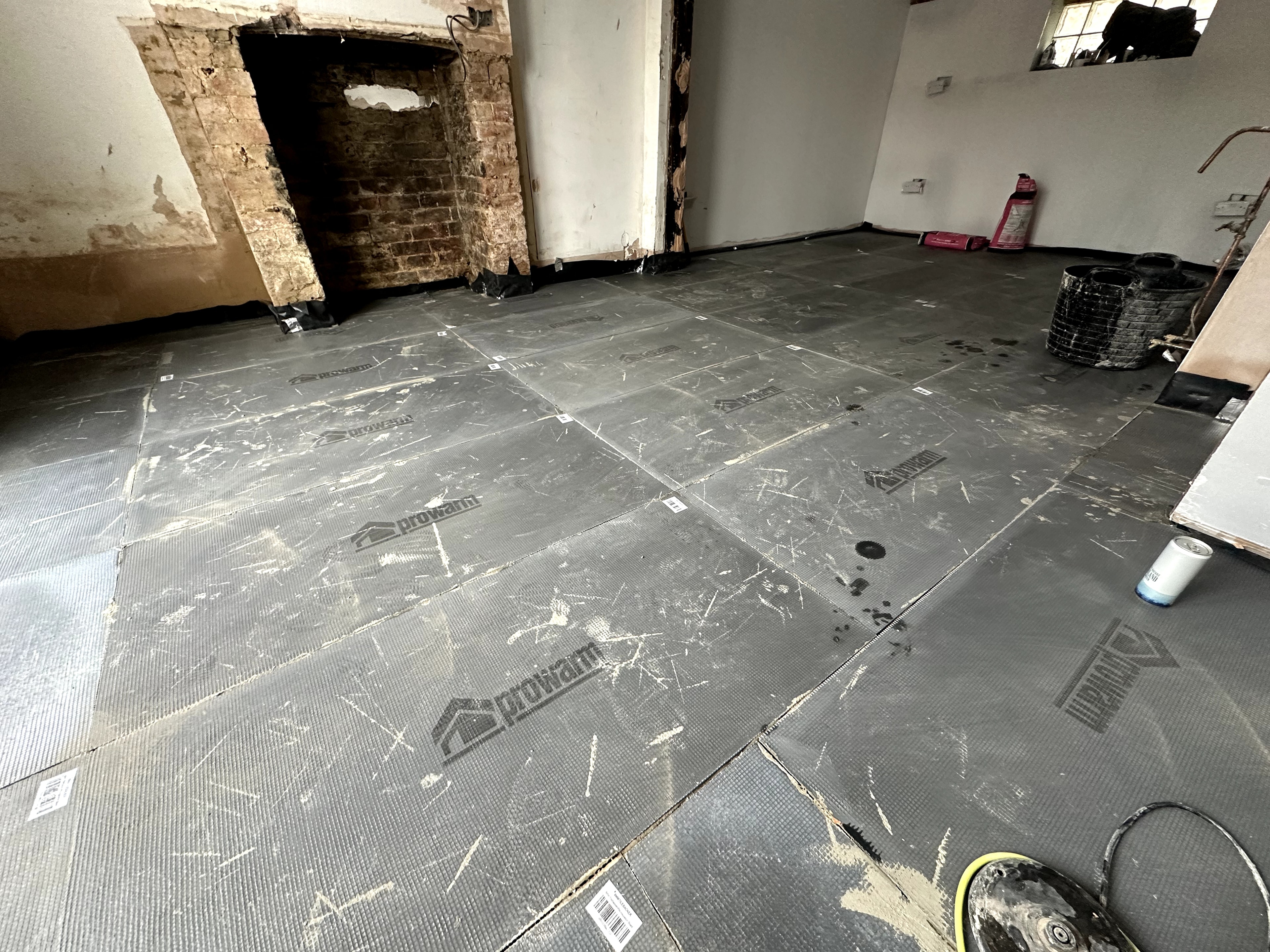 Modern Refurb — UFH Cable Installation
